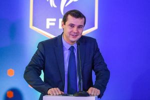 Football : le numéro 3 de la FIFA, Kevin Lamour, poussé vers la sortie après s’être opposé au projet de Gianni Infantino