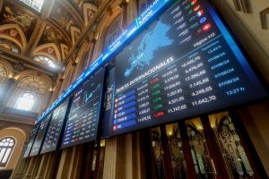 Los bonos meten presión al IBEX 35 y las bolsas europeas con las tecnológicas en la diana