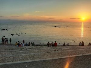 Livorno, dopo la pioggia scatta il divieto di balneazione: le zone interessate