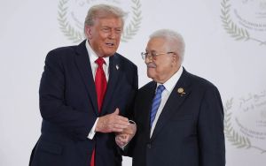 Palestinian official worries US ‘replicating’ PM’s strategy of boosting Hamas at PA’s expense
