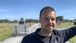 - Jeg vil have min datter hjem i ét stykke: Stephan er bekymret over tung trafik...