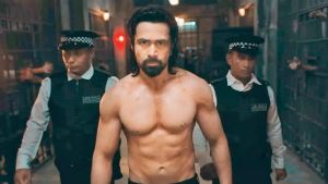 “Akkha Bollywood ek taraf aur…”