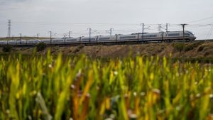 El Govern plantea que los AVE de Madrid entren a Barcelona por la Sagrera