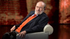 Criticare “Il fascismo eterno” perché tratta solo del fascismo è illogico