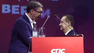 Kontrolisana drama SNS i SPS: Odluka socijalista rizik i za Dačića i za Vučića