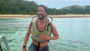 Massimiliano muore a 38 anni mentre era in vacanza in Messico: fatale una caduta dalle scale in albergo