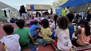 El Gobierno quiere trasladar a la península a 500 niñas migrantes de Ceuta para que sean atendidas por ONG de atención a la infancia