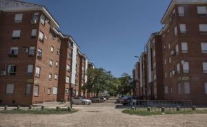 En defensa de las nueve (9) familias pobres que quieren ser desahuciadas en el barrio de Suerte de Saavedra, en Badajoz