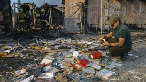 Nell'Ucraina che lotta: il prezzo della guerra e il prezzo della pace