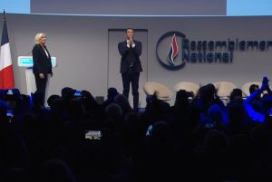 Може ли популизам да влада?