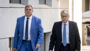 La UCO finaliza el clonado del móvil del exjefe de gabinete de Sánchez para determinar su implicación en el caso Leire