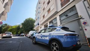 Aggressione in via Rigutti a Trieste, quattro feriti di cui uno grave