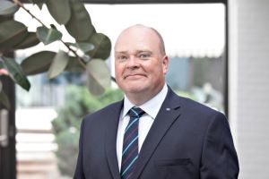 Videnssamfundet kræver flere faglærte, ikke kun akademikere