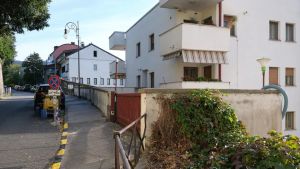 Aggressione in via Capitolina a Trieste, la pm chiede l’archiviazione: «Autori non identificabili»