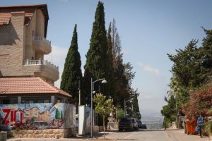 Metula poetry festival moved to Jerusalem, for third year