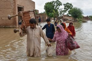 Pakistan Awaits Climate Justice: Are Changing Weather, Devastated Homes and Submerged Fields Waiting for a Saviour?