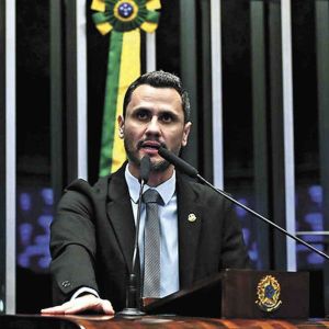 Cleitinho busca recurso privado após veto do Republicanos