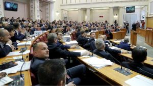 Vanredna sednica hrvatskog parlamenta o opasnom otpadu u Gospiću, nema ni Milanovića ni Plenkovića: „Kako se ne plašite naroda?“