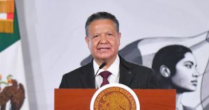 Julio Menchaca sube la apuesta en Hidalgo