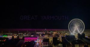 Hundreds of drones returning to light up the night sky in summer show finale