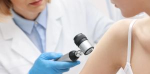 ¿Una vacuna contra el melanoma? Qué hay realmente detrás del anuncio de Merck y Moderna