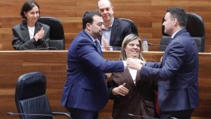 La oposición exige explicaciones a Barbón por la baja ejecución inversora: “Anuncian obras a bombo y platillo y dejan la mitad del dinero sin gastar”