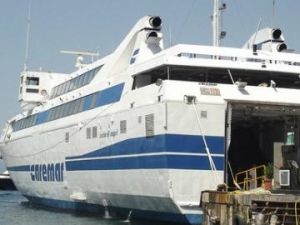 Bradisismo, cambiano gli orari notturni e mattutini delle navi per Ischia e Procida
