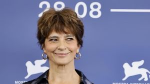 21 agosto, Laura Morante compie 70 anni e festeggia con un libro