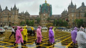 Mumbai weather today: Cloudy skies, light rain likely across city on Friday | Check full forecast
