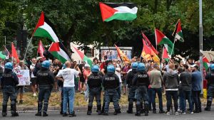 Calcio e antisemitismo, iniziamo male