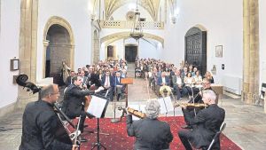 La Fundación Valdés-Salas, Medalla de Oro por su compromiso con el concejo: 