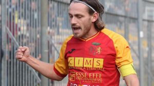 Il capitano del ritorno tra i grandi. Il Ravenna saluta Paolo Rrapaj