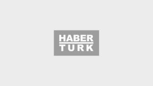 Hangi efendi kuklasını defalarca bombalar?