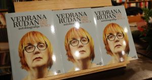 Vedrana Rudan pisala je protiv Crkve, ali nema katolika koji je poklonio više Biblija od nje