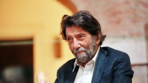 Cacciari: «Se avessi trent’anni fonderei subito un nuovo partito»