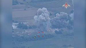 Rusia bombardea con cinco FAB-500 posiciones ucranianas en Járkov