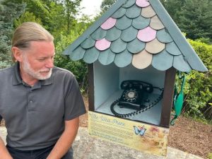 Eric Bunnell's People: A phone line for grief, carried on the wind