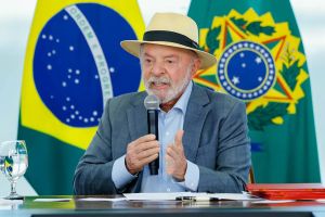 Filho e ex-assessor de Lula se tornaram bodes expiatórios das dificuldades da polarização?