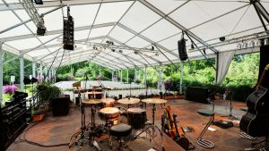 Blumeninsel wird zur Bühne: Fünf Künstler kommen auf die Mainau – mit Kartenverlosungen