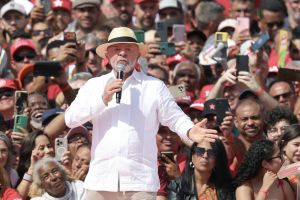 Um “novo Lula” só pode ser piada