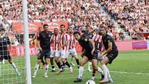 Vuelve el sportinguista volador: primer viaje de la temporada y primera desilusión