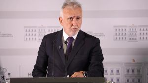Sánchez humilla a Marlaska y nombra a Torres