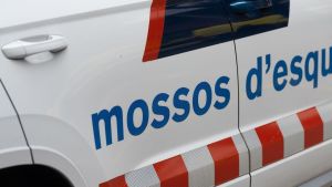 Los Mossos investigan si una fiesta en un piso provocó el tiroteo de Badalona que acabó con una mujer herida