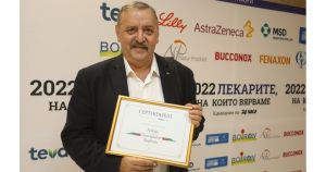 Да пръскаш срещу микроби върху нещо мръсно, е като да измиеш пода и после да го метеш