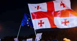 Georgia, atrapada de nuevo entre potencias: 600 días de protesta en un Cáucaso que cambia de dueño