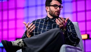 Hasan Piker dares Democrats to defend him