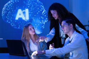 Il nuovo lusso nell’era dell’AI? Parlare con le persone (in carne e ossa)