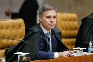 Como Mendonça foi possível?
