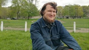 Ukrainischer Kriegsgegner soll 15 Jahre hinter Gitter: Freiheit für Bogdan Syrotiuk!