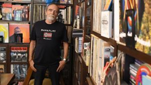 Viaggio nella musica con Furio Sollazzi: «Ecco i miei 29mila dischi»